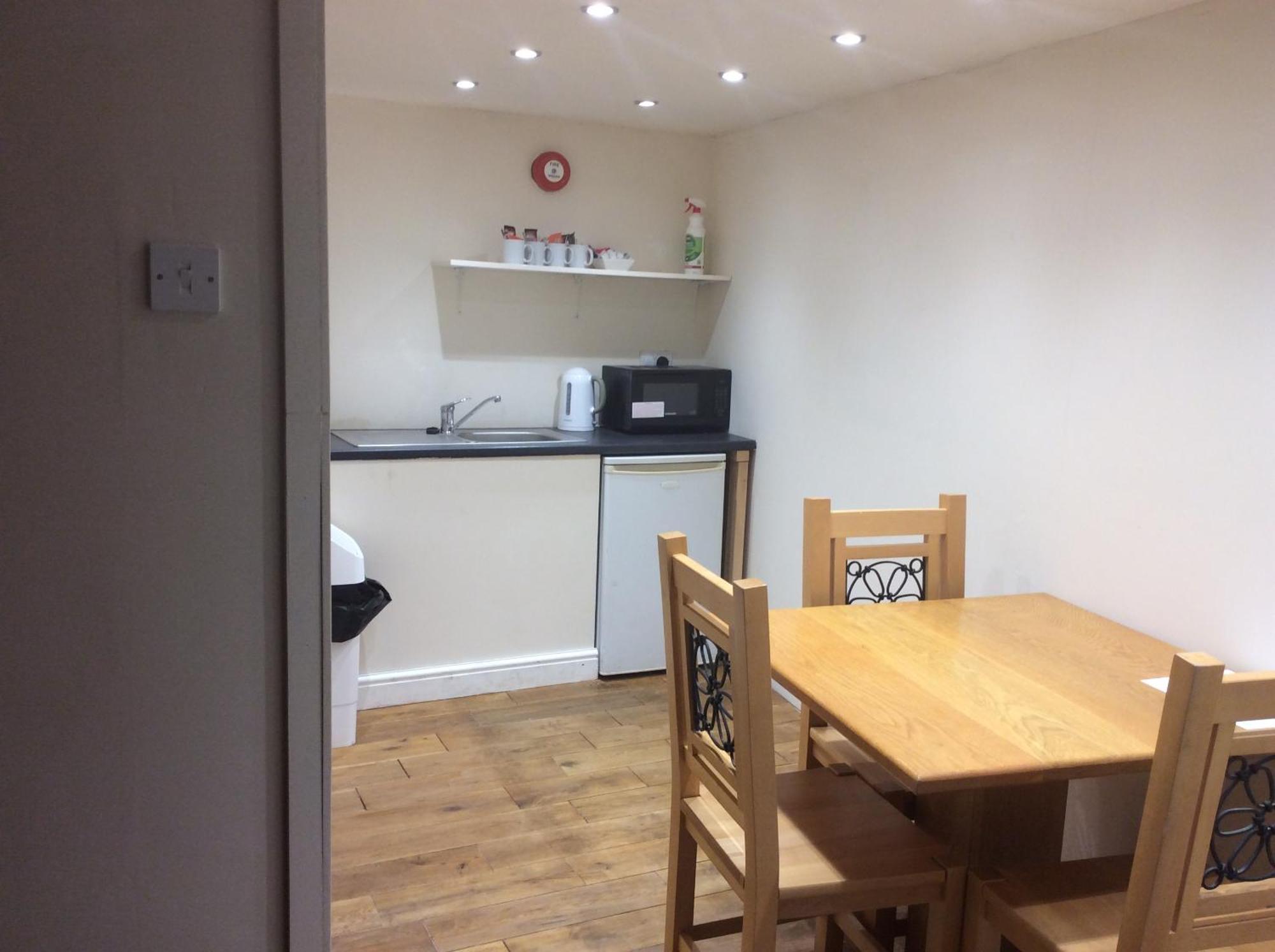 Arncliffe Arms 3*